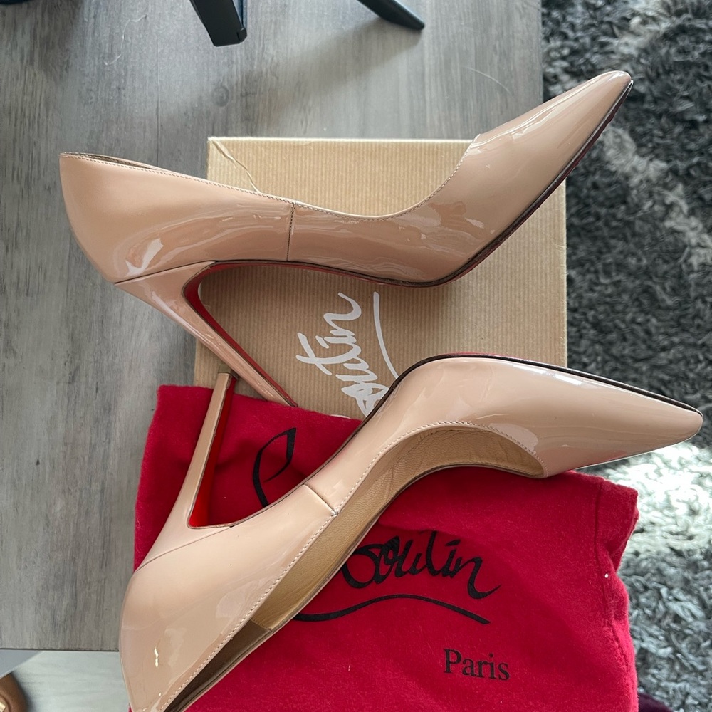 Christian Louboutin Pigalle 100 Pumps